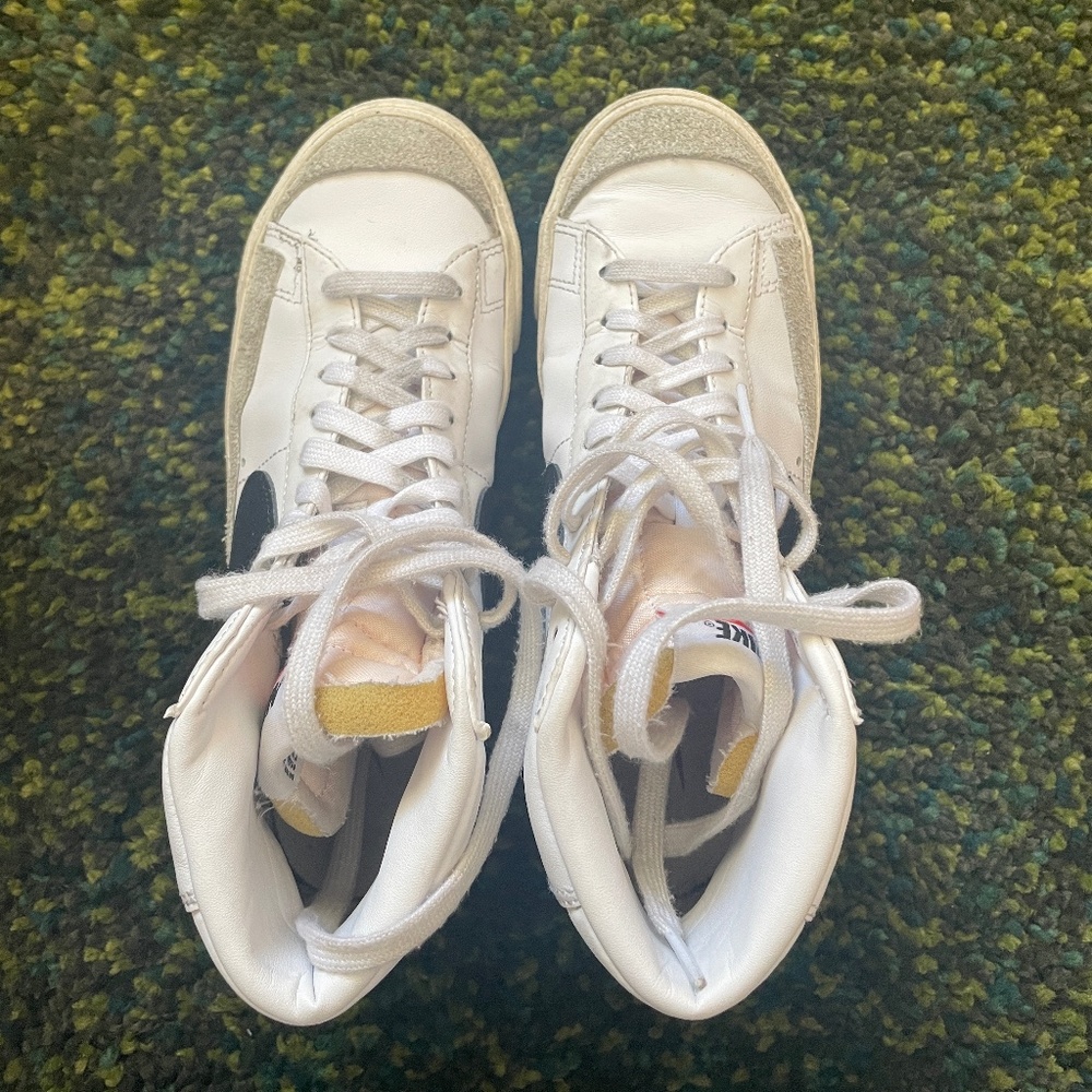 Women Nike Blazers
